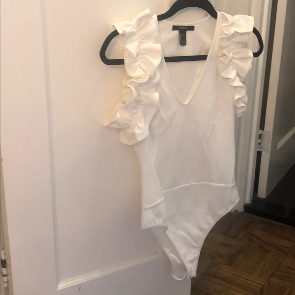 White ruffle sleeve body suit